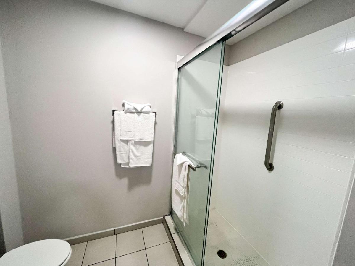 Motel 6 วิลเลียมส์ทาวน์ ภายนอก รูปภาพ